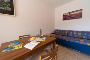 A seating area at Villetta Grazia