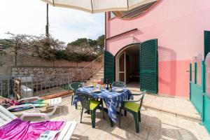 A balcony or terrace at Villetta Grazia