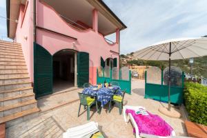 A balcony or terrace at Villetta Grazia