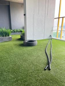 Κήπος έξω από το Merdeka Tower 118 Chinatown TRX at Opus