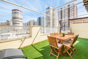 Balkon lub taras w obiekcie Penthouse Ancla 562 Levante Beach