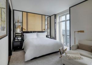 Cama ou camas em um quarto em The Peninsula Istanbul