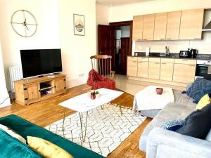 Nhà bếp/bếp nhỏ tại Three Bedroom