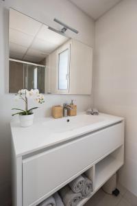 Łazienka w obiekcie Turquesa del Mar - Max Beach Golf - Large Sunny Terrace Apartment