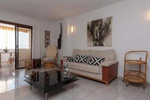 A seating area at Beach View