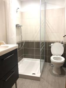 Kúpeľňa v ubytovaní Studio de 35m2 au centre de Cusset