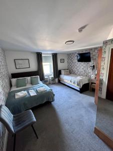 Islay Frigate Hotelにあるベッド
