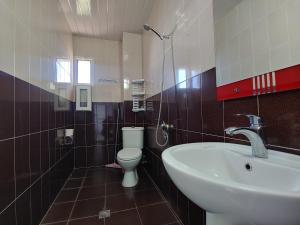 Bany a Hotel Kvariati Nugo