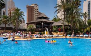 Bazén v ubytování Medplaya Hotel Flamingo Oasis nebo v jeho okolí