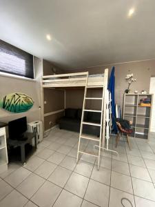 Fotografia z galérie ubytovania Studio Biarritz a moins de 10 m de la plage et au coeur du centre ville v destinácii Biarritz