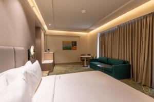 Holiday Inn Katra Vaishno Devi by IHG客房内的一张或多张床位