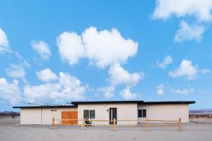 Fotografie z fotogalerie ubytování Star gazers with pool modern home on 5 acres! v destinaci Sunfair Heights