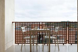 A balcony or terrace at Exclusive penthouse with 60 m2 panoramic terrace