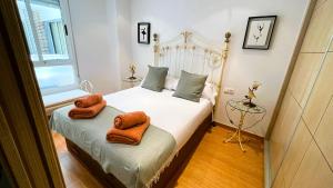 Postel nebo postele na pokoji v ubytování PANDORA City Center Apartment