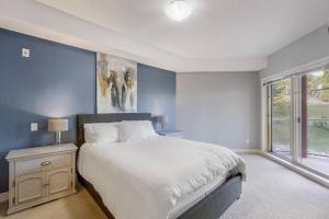 Ένα ή περισσότερα κρεβάτια σε δωμάτιο στο Luxury Getaway at Copper Sky 104 +36 φωτογραφίες