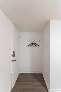 Fotografie z fotogalerie ubytování Simple & Tidy Private Rooms v destinaci Toronto