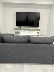 A television and/or entertainment centre at Perfect place to enjoy the city or just relax