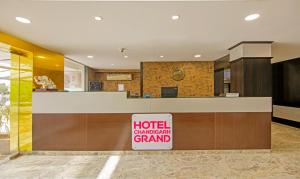 a hotel grand canyon grandstand stand in a hotel lobby at Treebo Trend Chandigarh Grand in Chandīgarh