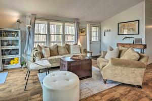 Gallery image of Unplugged Mountain Retreat with Porch Swings! in Imler