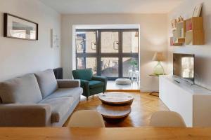 Posezení v ubytování Apartamento Puerto Deportivo - VUT-219-AS