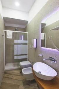 Ένα μπάνιο στο B&B MARE E POESIA Salerno +61 φωτογραφίες