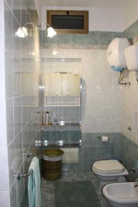 A bathroom at Casa Vacanze Nonna Franca
