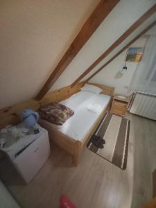 Voodi või voodid majutusasutuse Rooms Skorpijon toas
