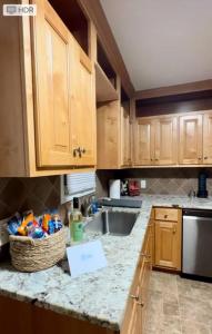 Nhà bếp/bếp nhỏ tại A Cozy Retreat +29 ảnh