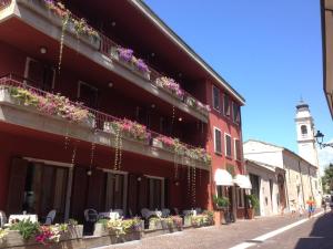 Budova, kde se hotel nachází