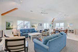 Gallery image of Gray Haven #11-DE in Avon +21 photos