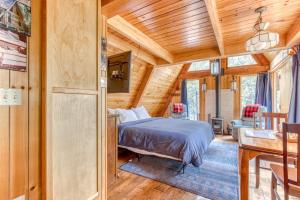 Postel nebo postele na pokoji v ubytování Chalet Shangri-La
