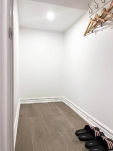 Fotografie z fotogalerie ubytování Simple & Tidy Private Rooms v destinaci Toronto