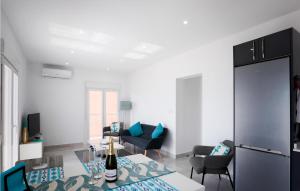 Χώρος καθιστικού στο Nice Apartment In San Pedro Del Pinatar