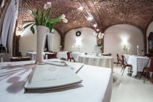 Gallery image of Ristorante Albergo Ca' Vittoria in Tigliole