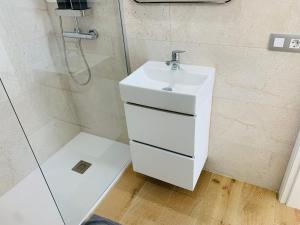 Łazienka w obiekcie Alameda Lofts Pontevedra