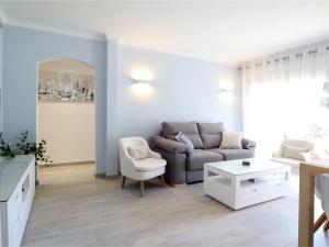 Posedenie v ubytovaní QUINTA SANT POL Apto 6 pax a 50 metros mar E29047