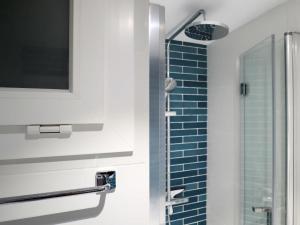 Kúpeľňa v ubytovaní QUINTA SANT POL Apto 6 pax a 50 metros mar E29047