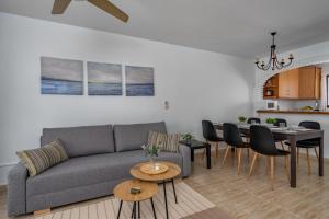 Posezení v ubytování Seaview apartment in Riviera del Sol by Costarentals - Ref 31