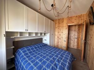 Ένα ή περισσότερα κρεβάτια σε δωμάτιο στο Criloux Apartment