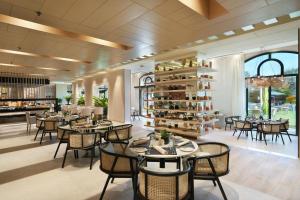 Restaurace v ubytování Al Ain Rotana