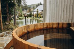 Fotografia z galérie ubytovania Hotel Vedmezhyi Dvir v destinácii Bukovel
