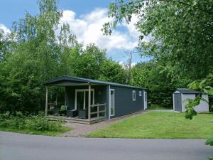 Imagem da galeria de Cozy cottage TOLVE met 4 fietsen vlakbij natuurgebieden Drents Friese Wold, Fochteloërveen en gevangenisdorp Veenhuizen em Oosterwolde