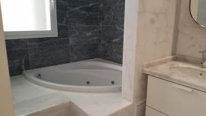 Zdjęcie z galerii obiektu Luxury Apartment Los Olivos HK - 99 HDA Golf Resort w mieście Fuente Alamo