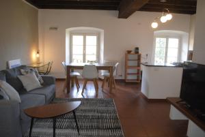 Χώρος καθιστικού στο Porticciolo Apartment