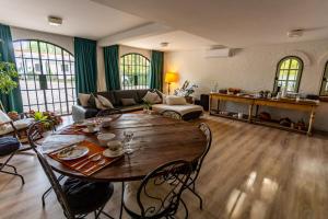 Uma área de estar em Casona La Chiquita