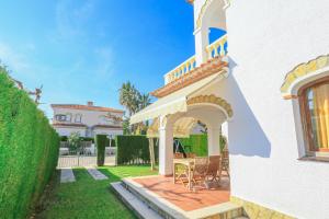 En have udenfor LITORAL COSTA DORADA - EL BOSQUE Only families