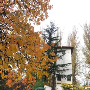 O edifício em que a pousada se localiza