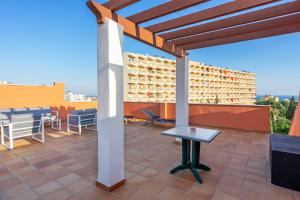 Balkon lub taras w obiekcie Cozy penthouse in Torremolinos by Costarentals - Ref 09