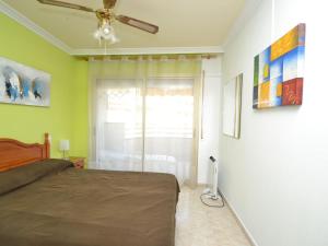Posteľ alebo postele v izbe v ubytovaní Apartment Sevilla by Interhome