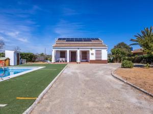 Basen w obiekcie Holiday Home Rocio by Interhome lub w pobliżu